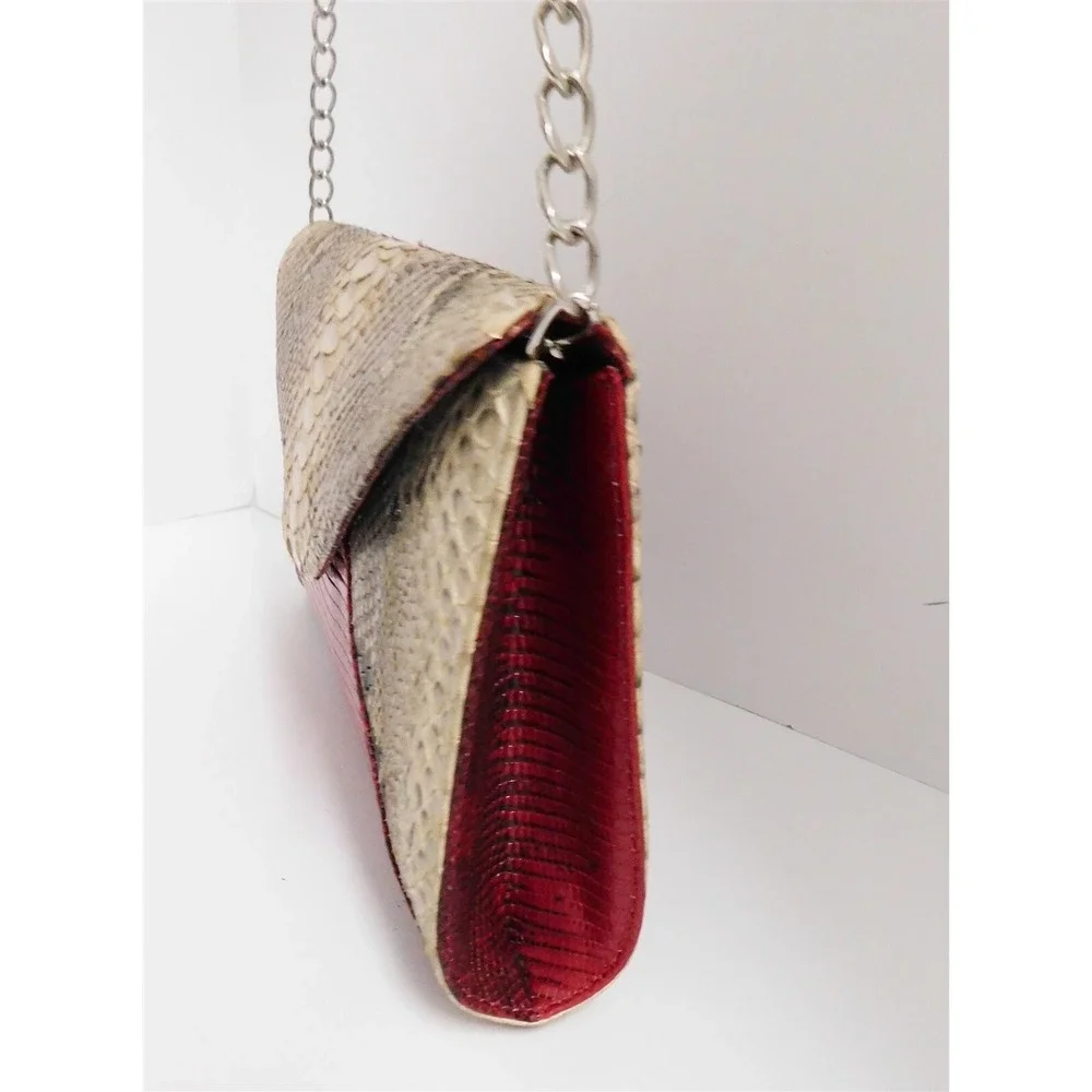 N/A magnetic convertible closure